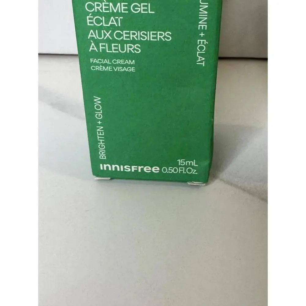 Innisfree Cherry Blossom Glow jelly cream (travel size)